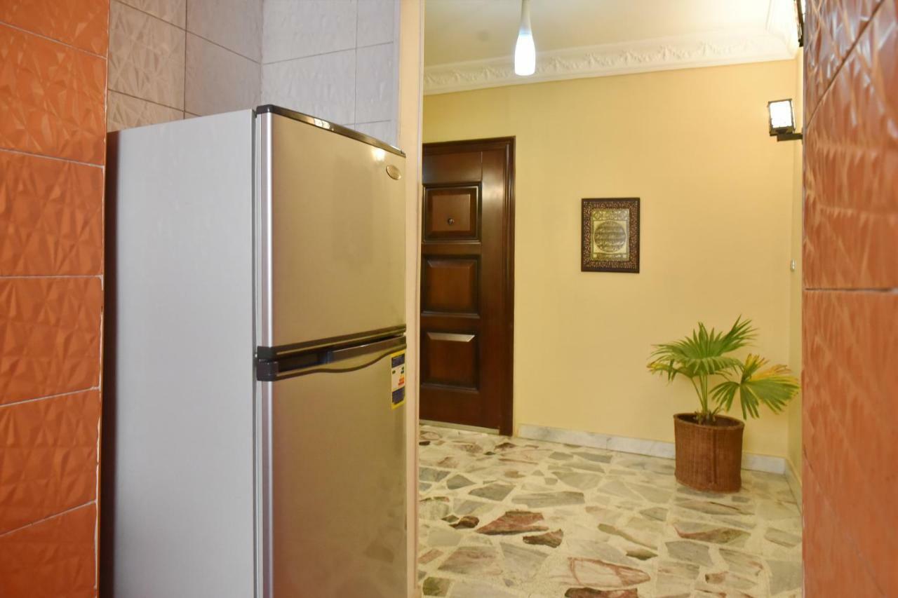 Two-Bedroom Apartment At Mohamed Farid Street Cairo Exterior photo