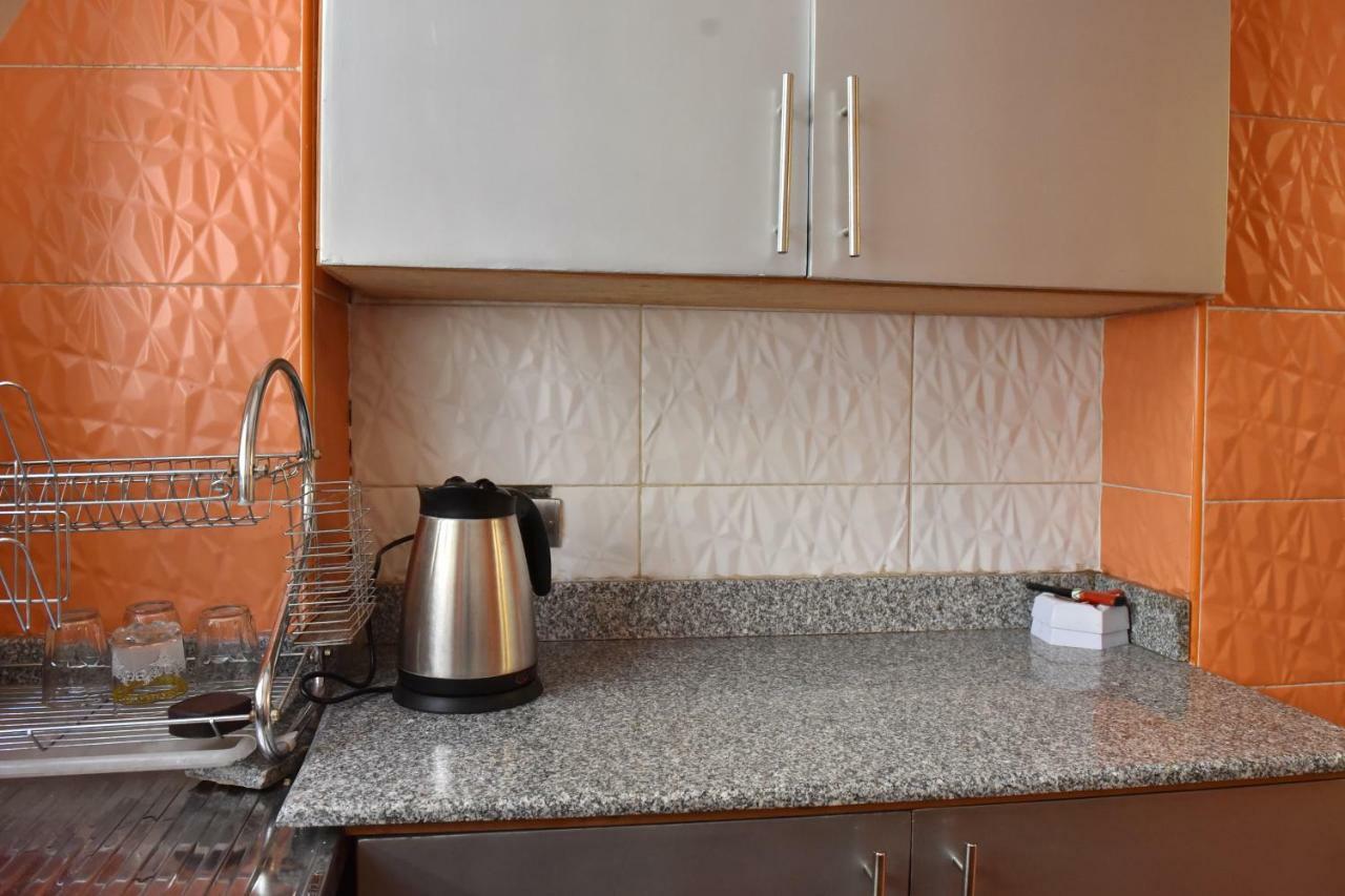 Two-Bedroom Apartment At Mohamed Farid Street Cairo Exterior photo