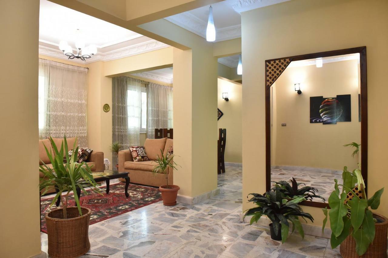 Two-Bedroom Apartment At Mohamed Farid Street Cairo Exterior photo